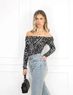 Angeline top zebra