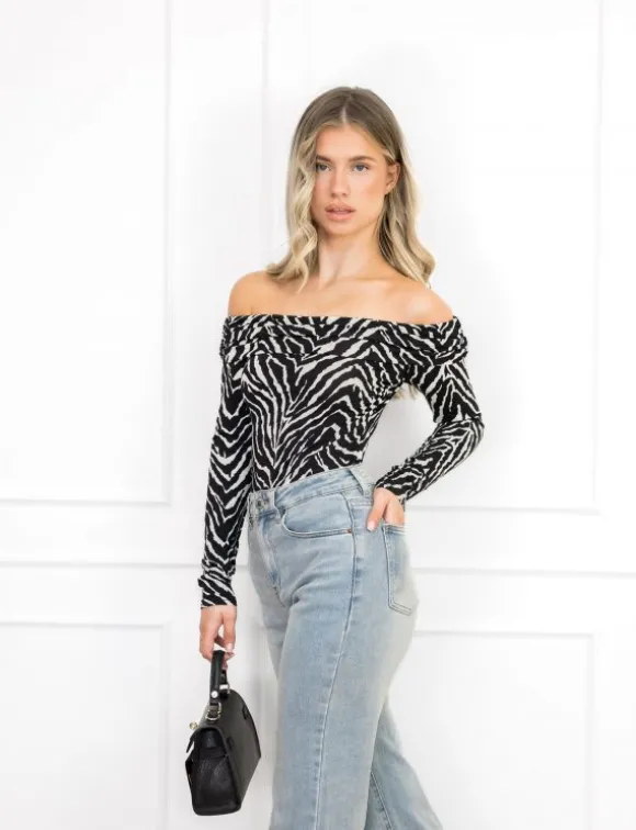 Angeline top zebra