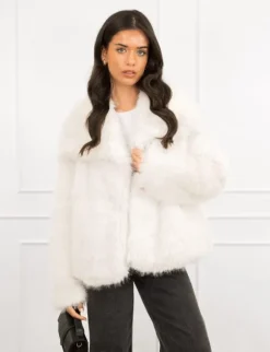 Chloe faux fur jas off white