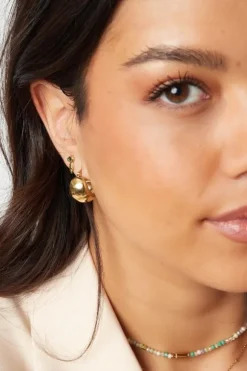 Ella oorbel goud