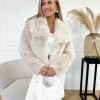 Jolein faux fur jas beige