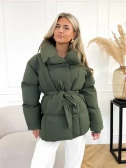 Karly jas groen