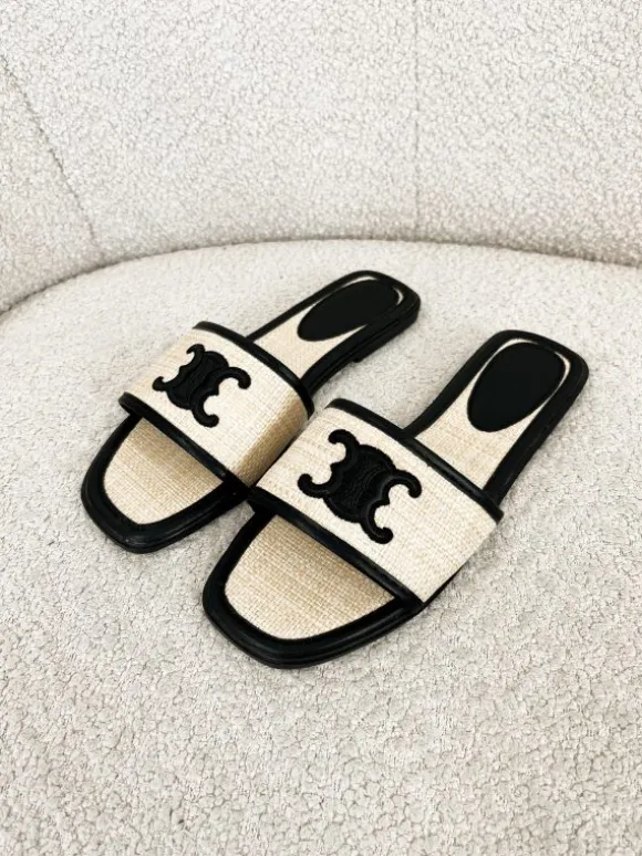 Lela slipper zwart