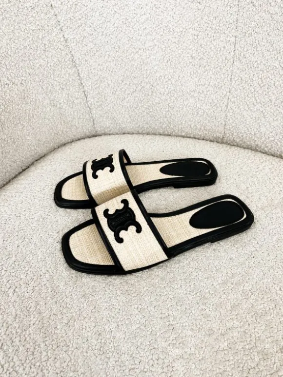 Lela slipper zwart