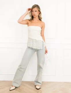 Mara off shoulder top wit