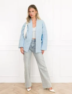 Megan jasje licht blauw