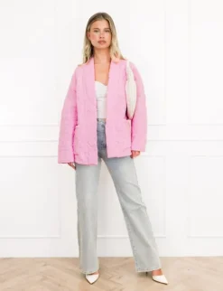 Megan jasje roze