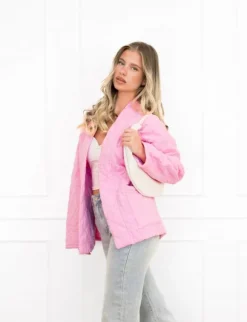 Megan jasje roze