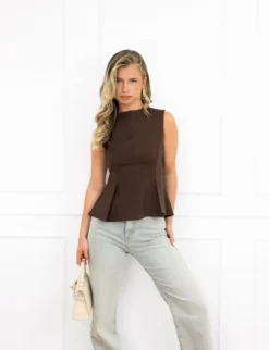 Melissa top bruin