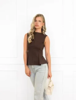 Melissa top bruin