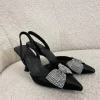 River heels black